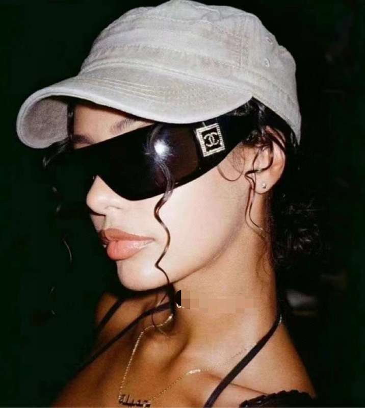 Picture of Chanel Sunglasses _SKUfw56704623fw